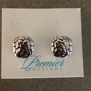 Premier Designs never worn silver cuff links